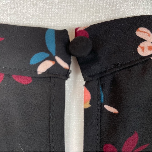 Maurice’s Black Floral Long Sleeve Blouse With Keyhole Women’s Size XL - Picture 9 of 12